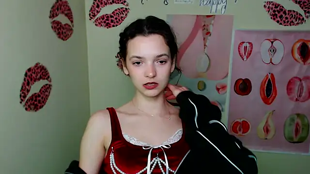  SusieSu  online show from February 27, 2026, 7:14 pm