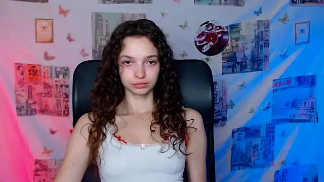  SusieSu  online show from May 24, 2026, 6:13 am