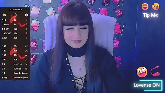 Snapshot of Violla_My chatting on December 4, 2025, 6:34 am Violla My online show from December 4, 2025, 6:34 am