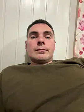 Rowing199456 online show from April 3, 2026, 7:09 pm