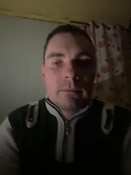 Snapshot of Rowing199456 chatting on February 24, 2026, 8:21 pm Rowing199456 online show from February 24, 2026, 8:21 pm