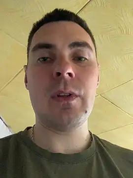 Rowing199456 online show from April 26, 2026, 6:54 am