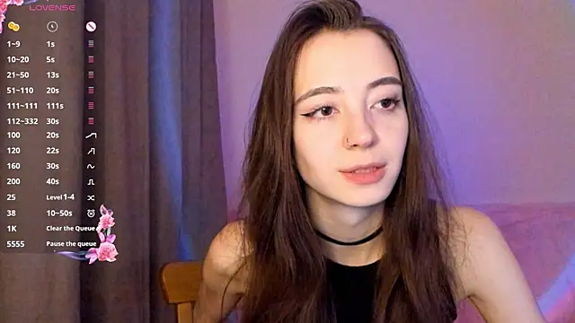 Snapshot of EvaBradley chatting on November 19, 2025, 7:03 pm EvaBradley online show from November 19, 2025, 7:03 pm