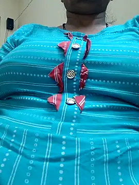 Snapshot of akshara_22 chatting on October 20, 2025, 2:28 pm akshara 22 online show from October 20, 2025, 2:28 pm