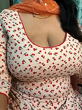 Snapshot of Anamika_Kapoor chatting on November 13, 2025, 9:51 pm Anamika Kapoor online show from November 13, 2025, 9:51 pm