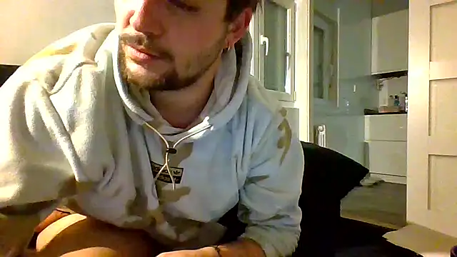 zxzzz29 online show from January 31, 2025, 9:48 pm