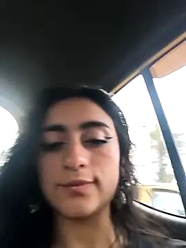 Lila Desiree online show from May 7, 2026, 10:57 pm