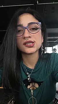 Snapshot of Lila_Desiree chatting on October 23, 2025, 5:22 pm Lila Desiree online show from October 23, 2025, 5:22 pm