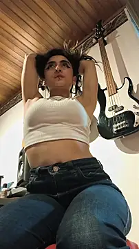 Snapshot of Lila_Desiree chatting on October 21, 2025, 12:43 am Lila Desiree online show from October 21, 2025, 12:43 am