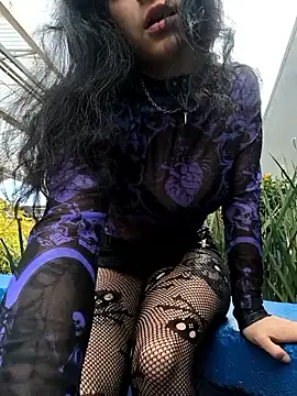Lila Desiree online show from May 20, 2026, 9:12 pm