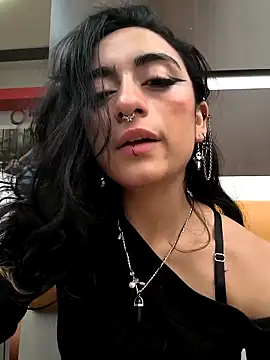 Snapshot of Lila_Desiree chatting on October 13, 2025, 5:03 pm Lila Desiree online show from October 13, 2025, 5:03 pm