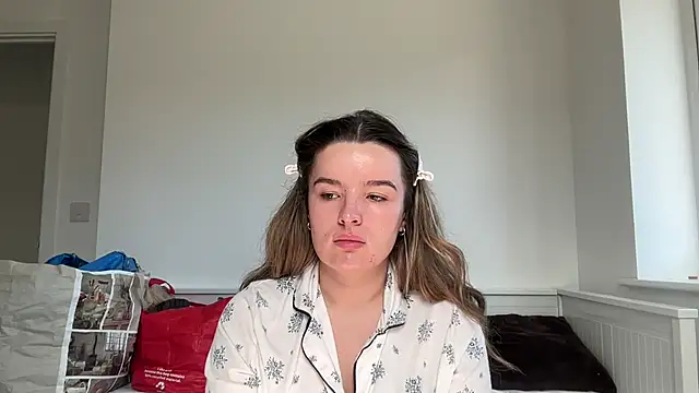 maisiesmithx online show from April 7, 2026, 12:29 pm