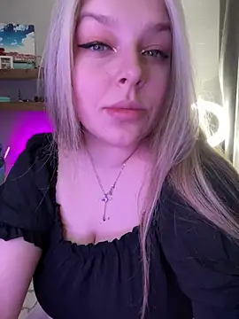 angel stella online show from March 18, 2025, 1:55 pm