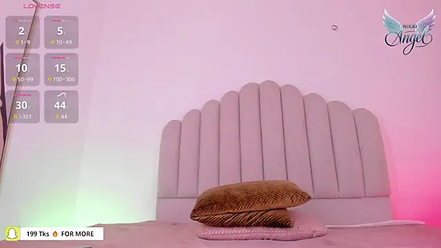 Snapshot of Nikki_Angel_ chatting on September 21, 2025, 7:30 pm Nikki Angel online show from September 21, 2025, 7:30 pm