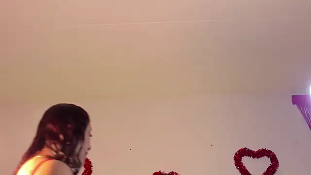 Snapshot of Betzabeth-Miller chatting on February 12, 2026, 1:49 am Betzabeth-Miller online show from February 12, 2026, 1:49 am