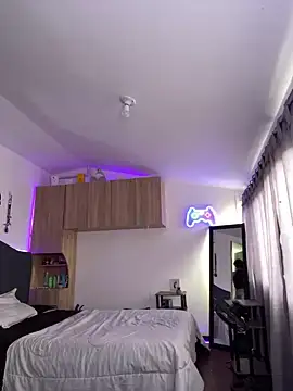 Snapshot of sue___0 chatting on March 22, 2025, 6:14 pm sue 0 online show from March 22, 2025, 6:14 pm