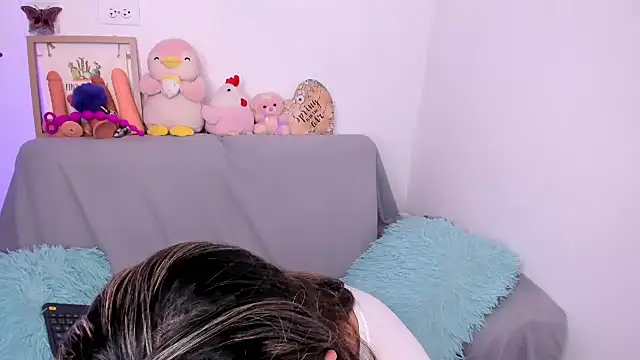 caramelita ostos online show from March 14, 2025, 8:28 pm