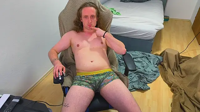 DrownMentallyyy online show from January 6, 2026, 7:56 am