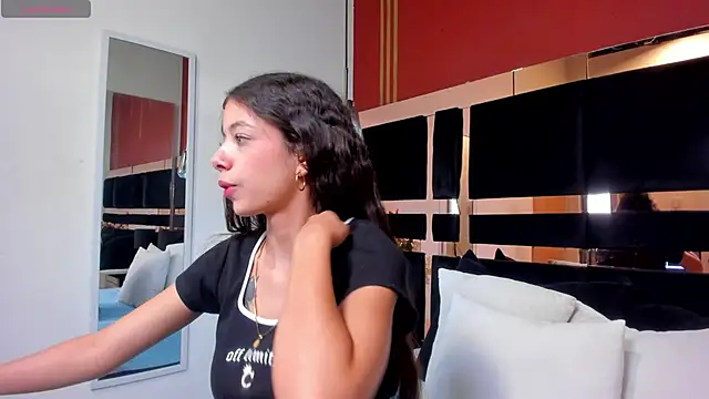 coraltaylor online show from February 27, 2025, 5:05 pm