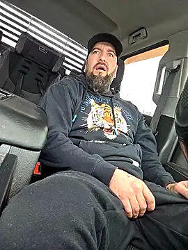 Beardedtattood online show from April 2, 2026, 5:41 pm