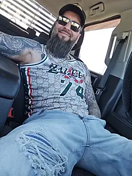 Beardedtattood online show from May 25, 2026, 4:17 pm
