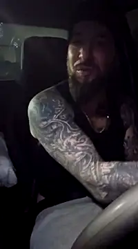 Snapshot of Beardedtattood chatting on March 6, 2025, 9:36 am Beardedtattood online show from March 6, 2025, 9:36 am