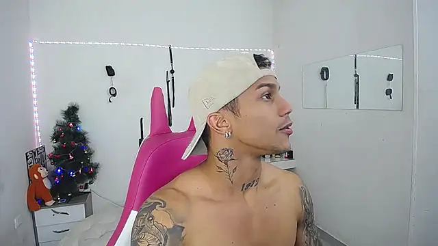 Leonard Price online show from December 1, 2025, 12:39 pm