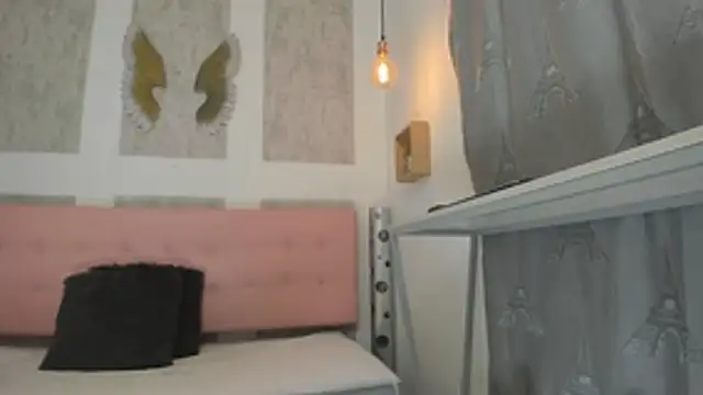 zhamira 21 online show from March 15, 2026, 8:05 pm