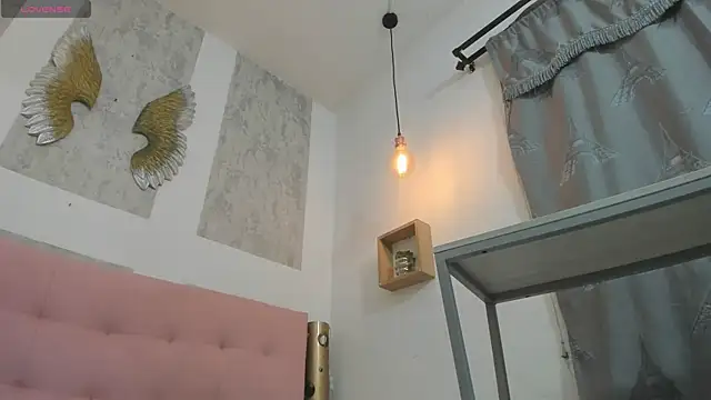 zhamira 21 online show from October 18, 2025, 10:45 pm