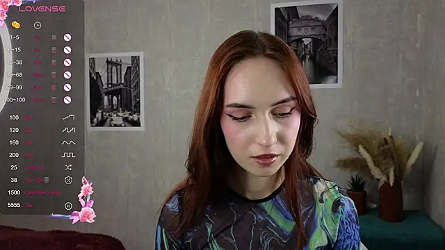 Emily Klein  online show from December 6, 2024, 1:16 pm