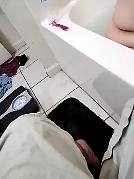 esadmisfit1 online show from February 2, 2025, 3:54 am