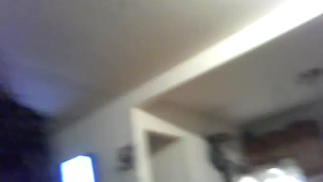 esadmisfit1 online show from March 10, 2025, 6:16 am