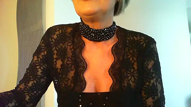   Angel78   online show from November 3, 2025, 1:04 pm