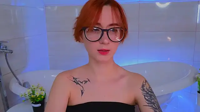 Dark Lola  online show from October 11, 2025, 2:45 am