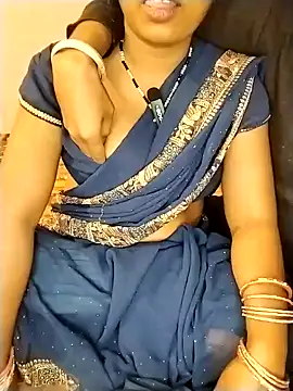 Snapshot of Indian_Lust_Couple chatting on February 4, 2026, 5:41 pm Indian Lust Couple online show from February 4, 2026, 5:41 pm