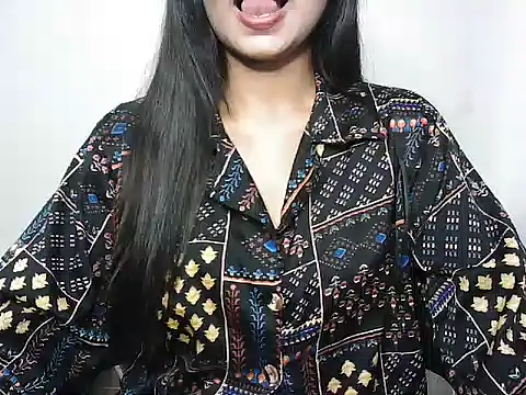 Snapshot of RIYAA_2 chatting on September 27, 2025, 5:30 pm RIYAA 2 online show from September 27, 2025, 5:30 pm