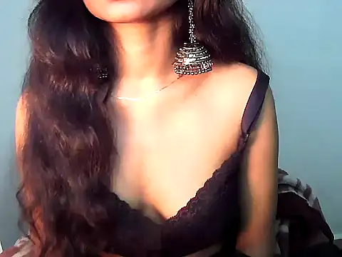 Snapshot of RIYAA_2 chatting on January 13, 2025, 6:16 pm RIYAA 2 online show from January 13, 2025, 6:16 pm