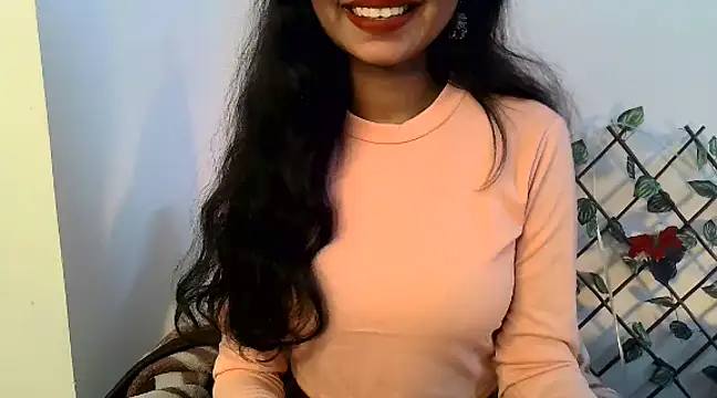 Snapshot of RIYAA_2 chatting on January 2, 2025, 5:07 pm RIYAA 2 online show from January 2, 2025, 5:07 pm