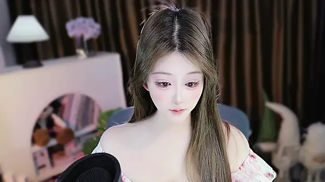 Snapshot of Arwyn-rr chatting on March 28, 2026, 1:23 pm Arwyn-rr online show from March 28, 2026, 1:23 pm