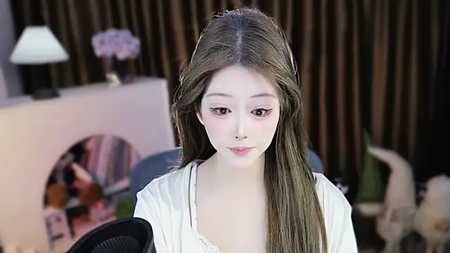 Snapshot of Arwyn-rr chatting on March 29, 2026, 1:02 pm Arwyn-rr online show from March 29, 2026, 1:02 pm