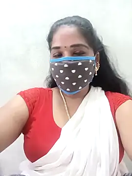 MaaliiiPonuTamil online show from October 4, 2025, 1:40 am