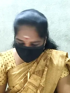 Snapshot of MaaliiiPonuTamil chatting on May 29, 2026, 5:52 pm MaaliiiPonuTamil online show from May 29, 2026, 5:52 pm