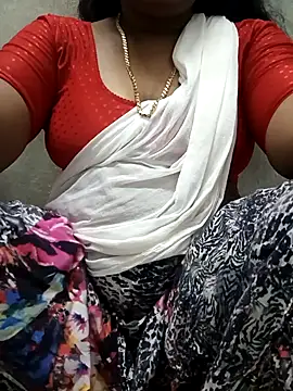 MaaliiiPonuTamil online show from September 27, 2025, 11:44 pm