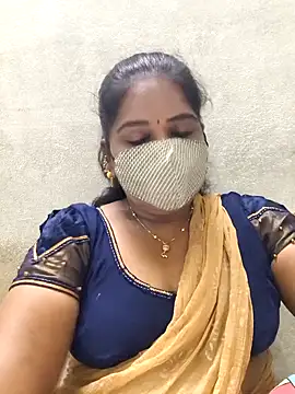Snapshot of MaaliiiPonuTamil chatting on May 18, 2026, 4:23 pm MaaliiiPonuTamil online show from May 18, 2026, 4:23 pm