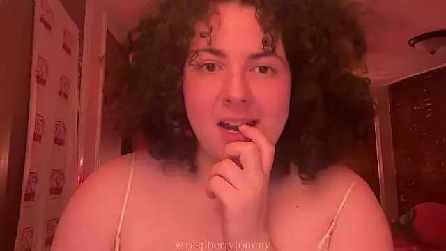 Snapshot of RaspberryTommyFTM chatting on February 25, 2026, 3:40 am RaspberryTommyFTM online show from February 25, 2026, 3:40 am