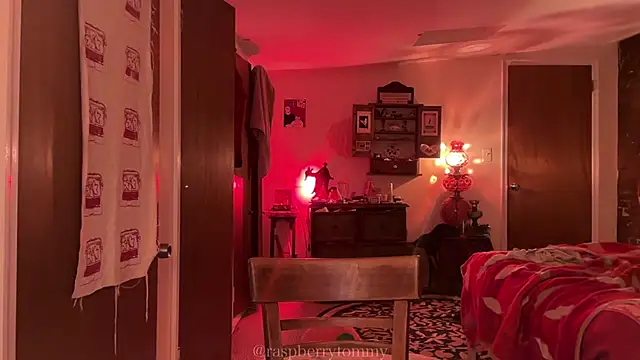 Snapshot of RaspberryTommyFTM chatting on March 12, 2026, 3:12 am RaspberryTommyFTM online show from March 12, 2026, 3:12 am