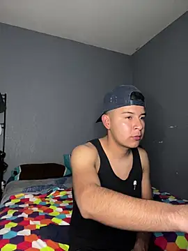 Oscar Bratz online show from December 18, 2024, 4:31 am