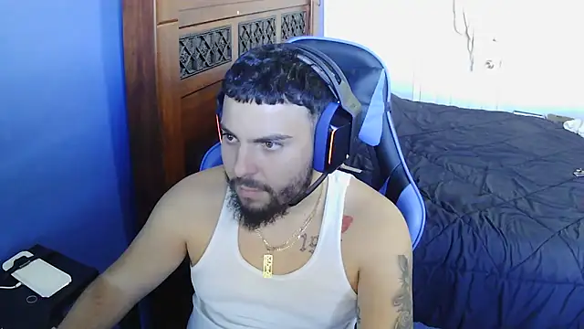 Snapshot of MasterKvn chatting on March 11, 2025, 9:48 pm MasterKvn online show from March 11, 2025, 9:48 pm