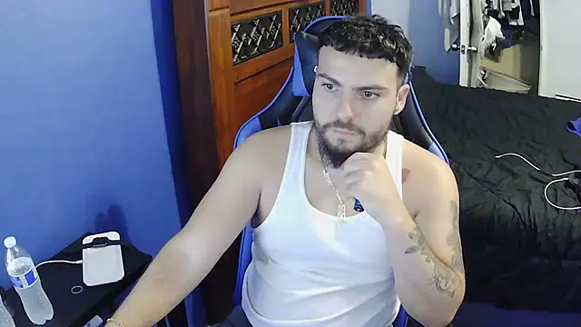 Snapshot of MasterKvn chatting on March 13, 2025, 7:53 am MasterKvn online show from March 13, 2025, 7:53 am