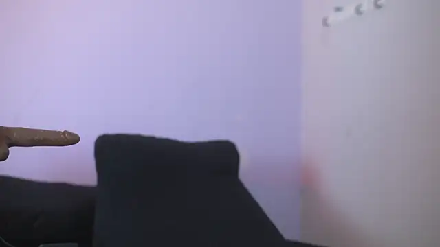 lupeebony online show from March 1, 2026, 7:47 pm